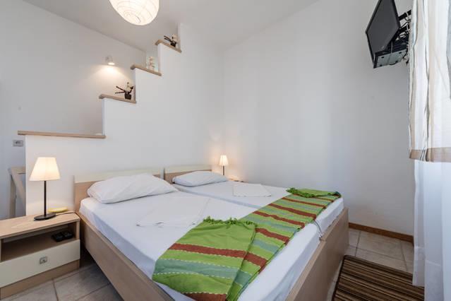 Apartments Lima Lazaneo Елса Экстерьер фото